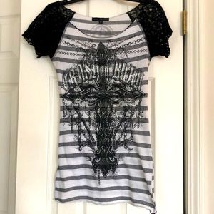 Edgy fitted cotton t-shirt